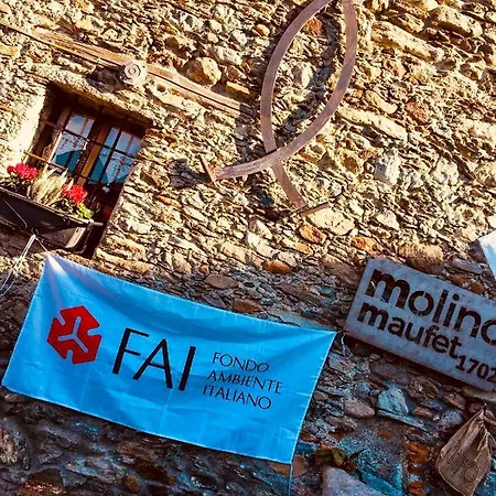 La Volta - Molino Maufet Mühle - Patio On The Garden Colico