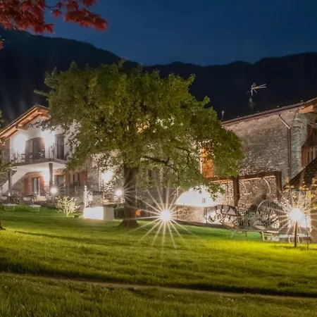 Dom wakacyjny La Volta - Heritage In Molino Maufet Watermill - Patio On The Garden Colico